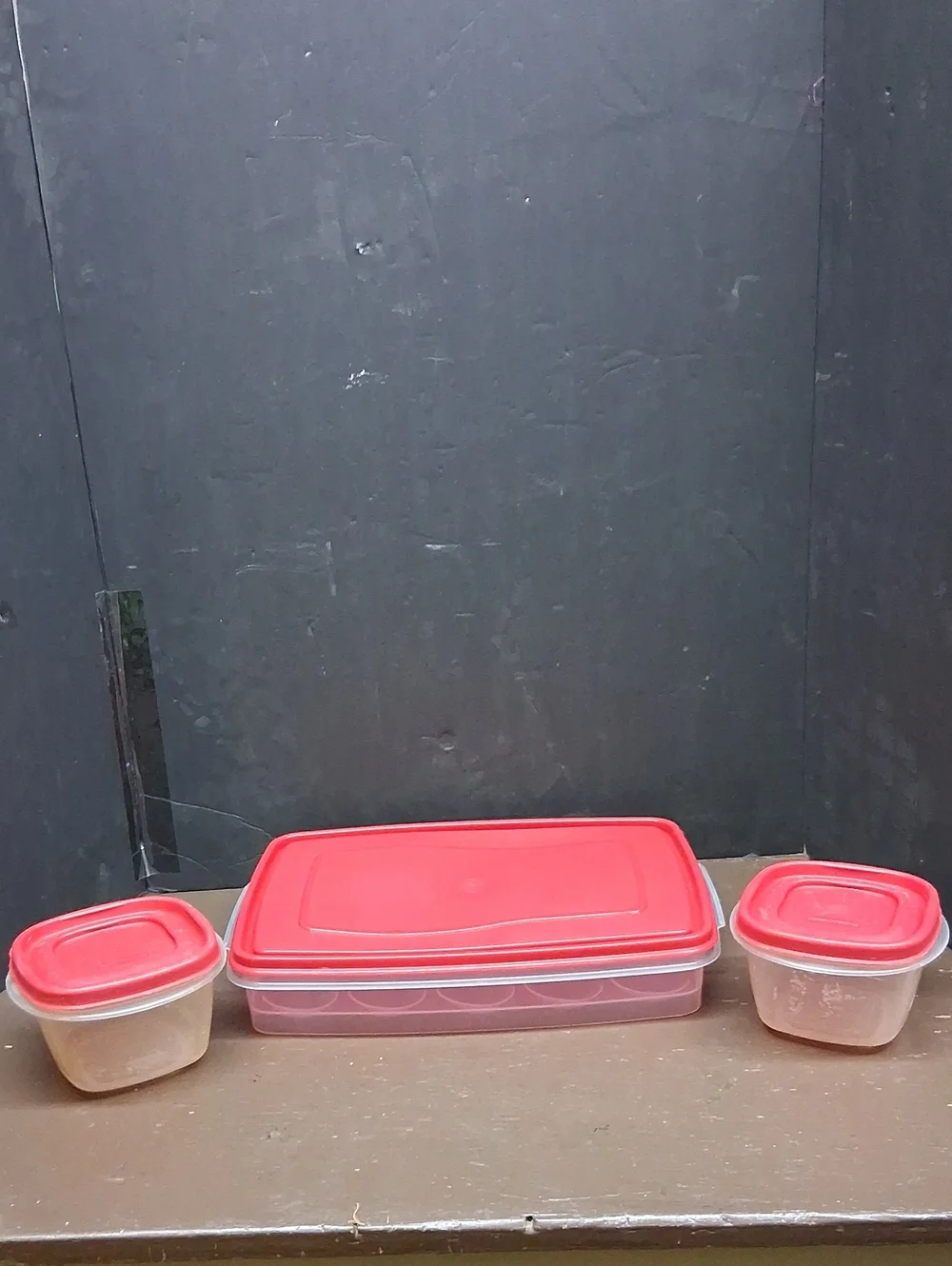 Rubbermaid 3 pc. deviled egg tray and storage‎ containers